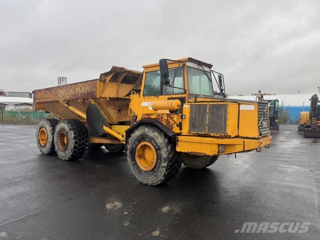 Volvo A 25 C 6x6 연결식 홀러
