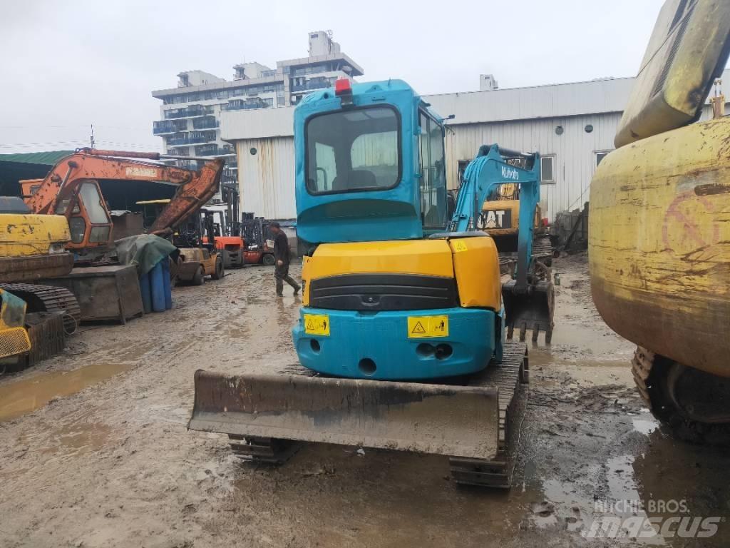Kubota U 30 소형 굴삭기 7톤 미만