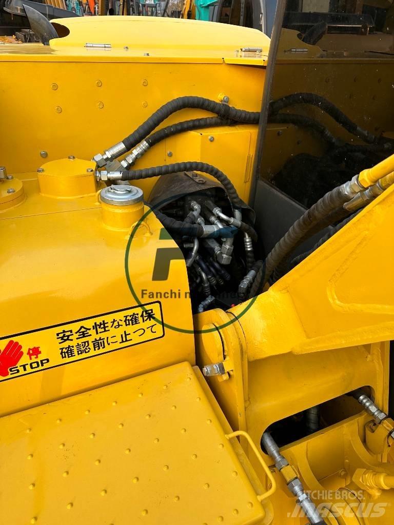 Komatsu PC 70 소형 굴삭기 7톤 미만