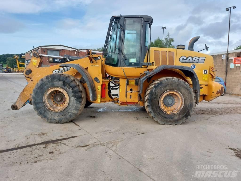 CASE 821 FXR  휠로우더