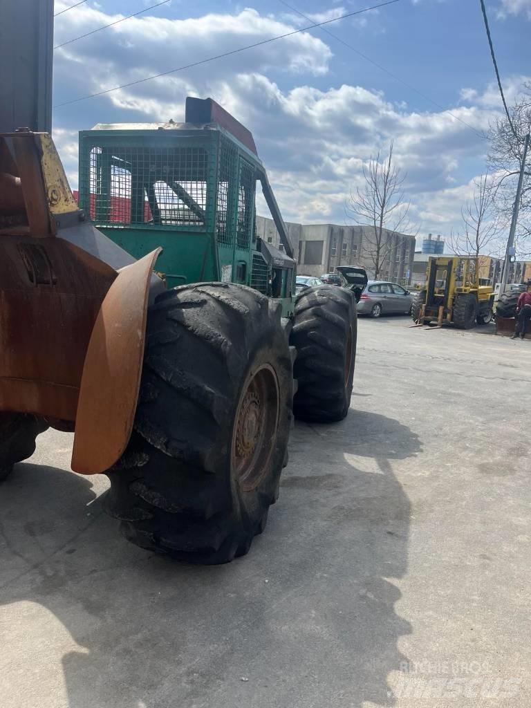 Timberjack 240 B 트랙터 유닛
