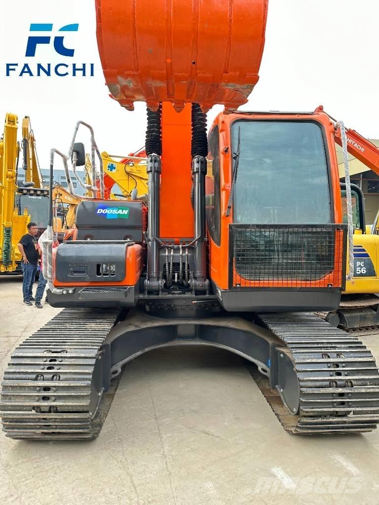 Doosan dx150 대형 굴삭기 29톤 이상