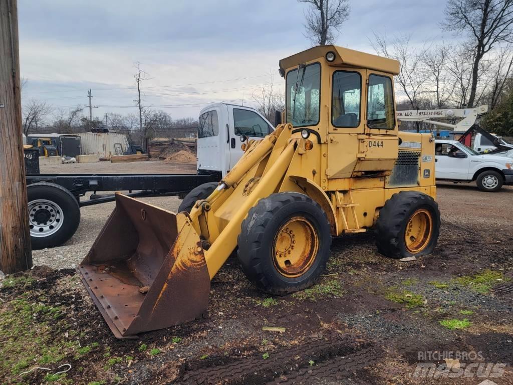 John Deere 444 A  휠로우더
