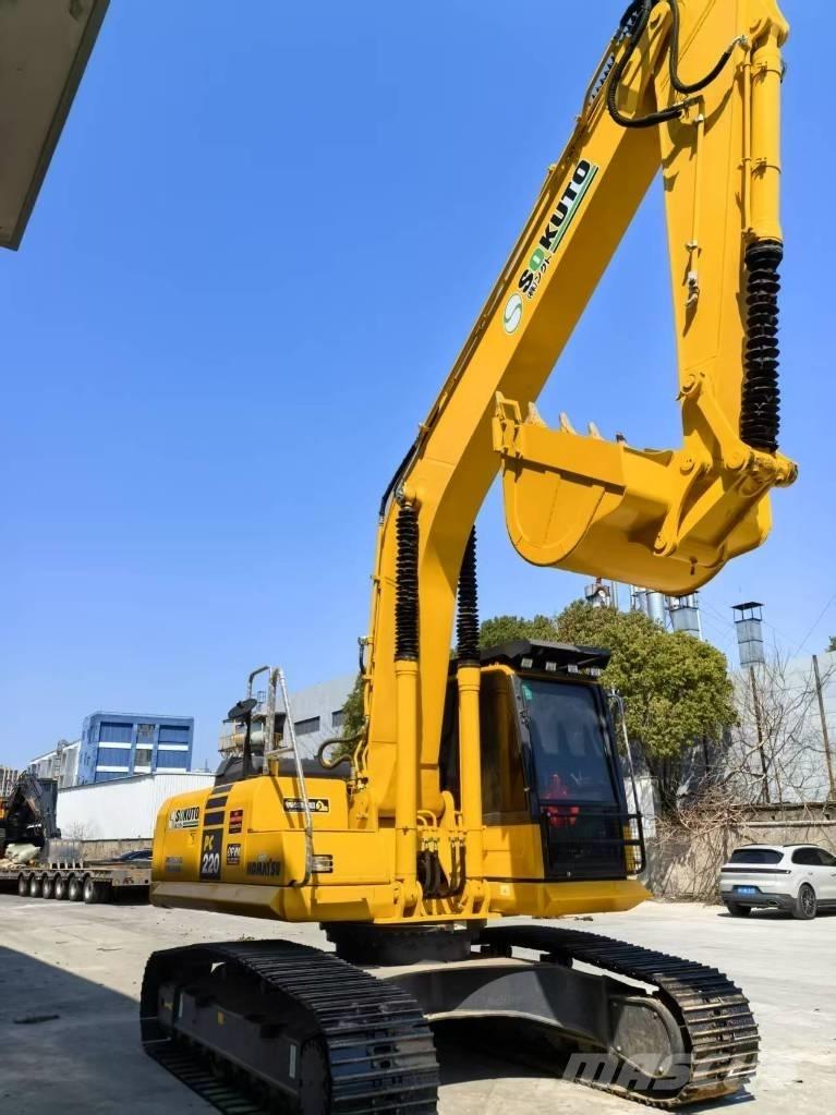 Komatsu PC 220-8 대형 굴삭기 29톤 이상