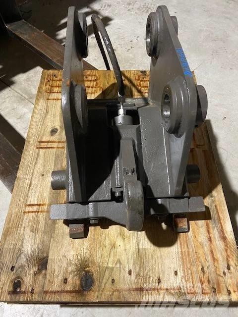 Eurosteel CW10 퀵 커넥터
