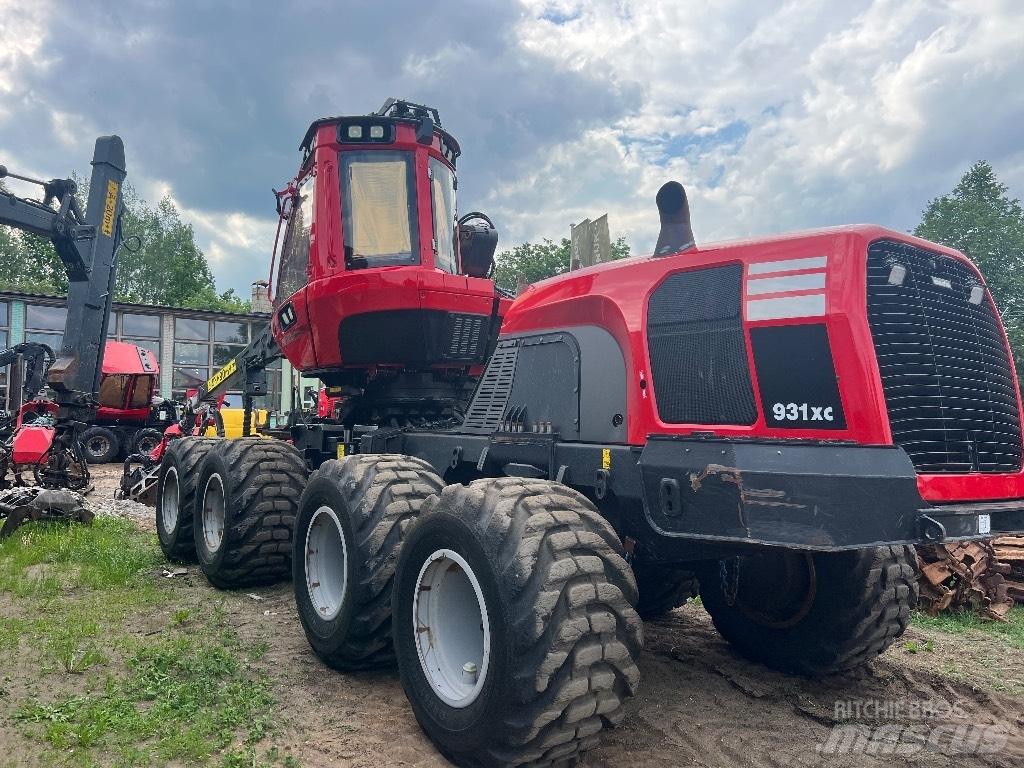 Komatsu 931 XC 원목 하베스터