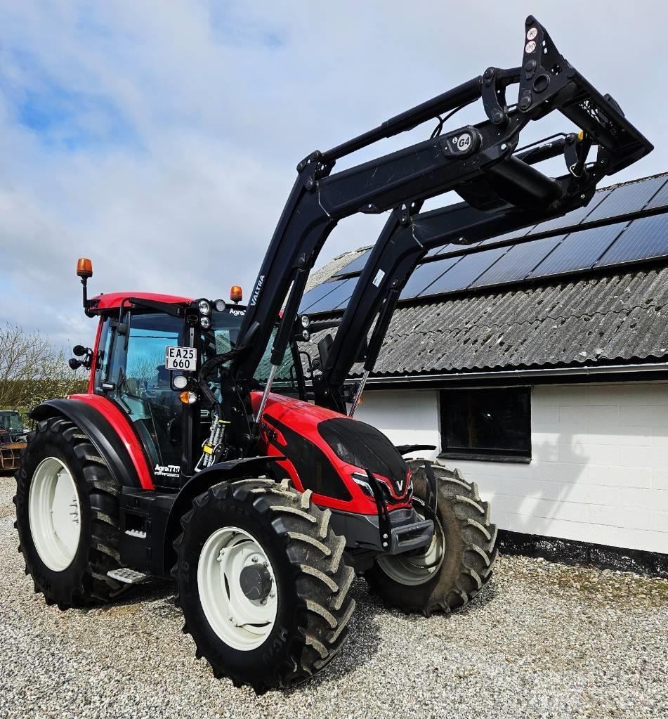 Valtra G 135 Active 트랙터