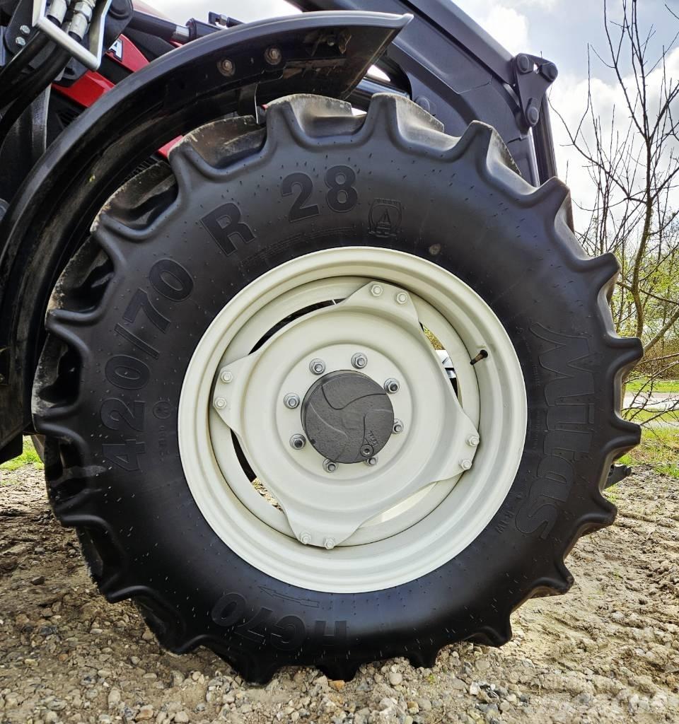 Valtra G 135 Active 트랙터
