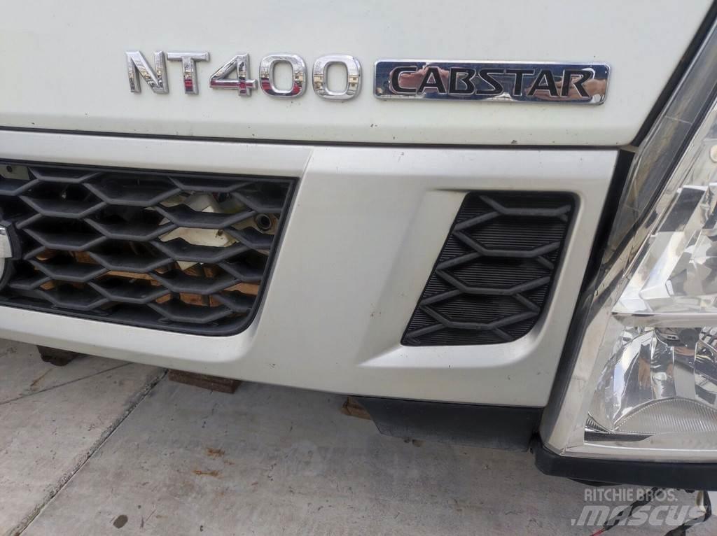 Nissan NT400 캐빈 및 인테리어