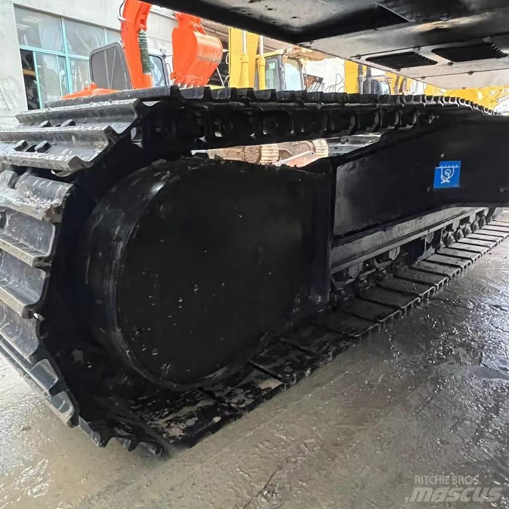 Hitachi ZX 120 대형 굴삭기 29톤 이상