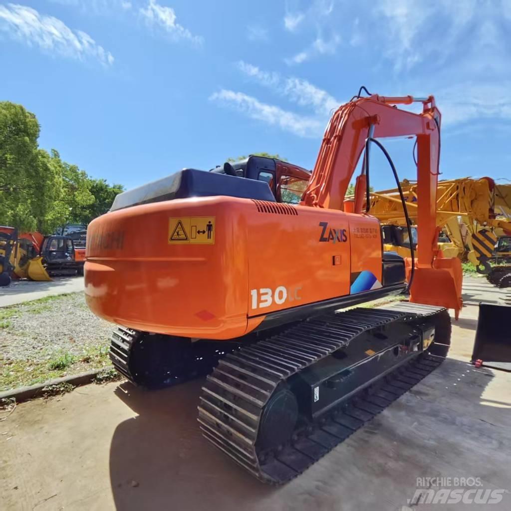 Hitachi ZX 130 대형 굴삭기 29톤 이상