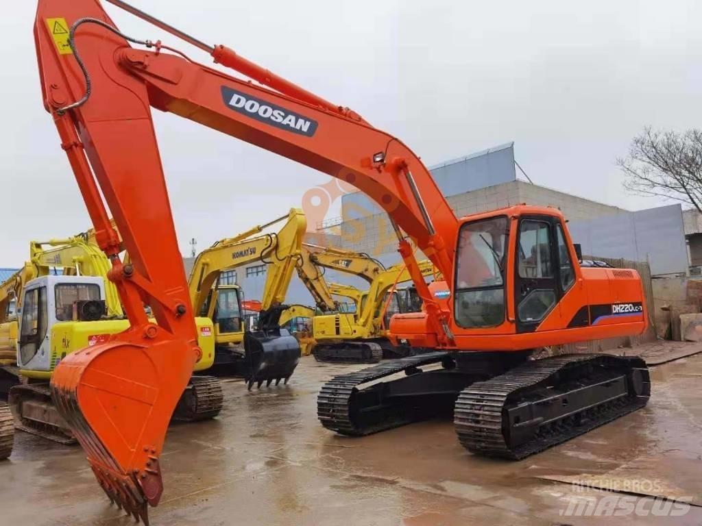 Doosan 220 LC-7 대형 굴삭기 29톤 이상
