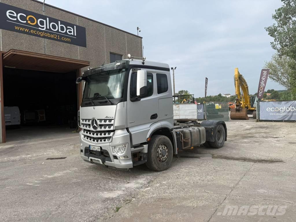 Mercedes-Benz 1851 트랙터 유닛