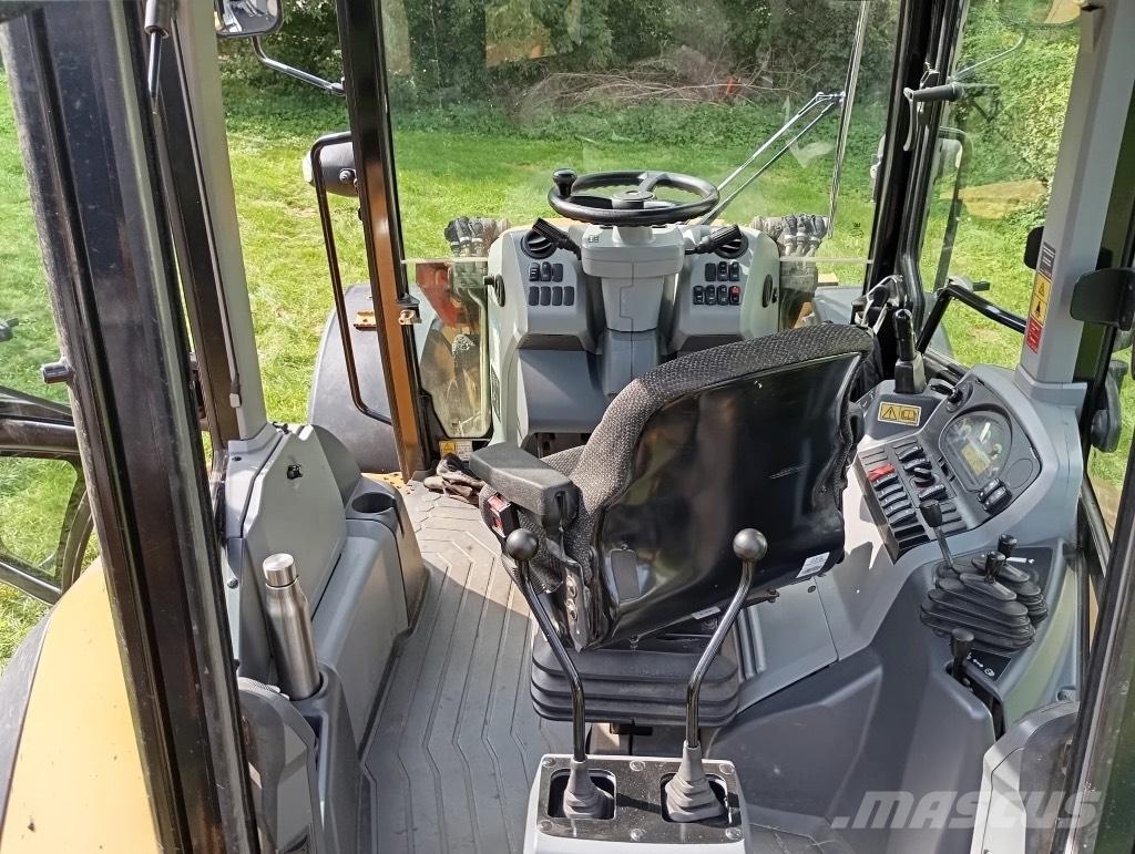 CAT 434 F 백호로더