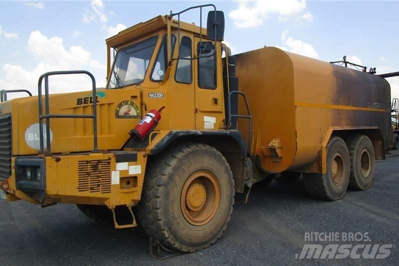 Bell B25C 탱커 트럭