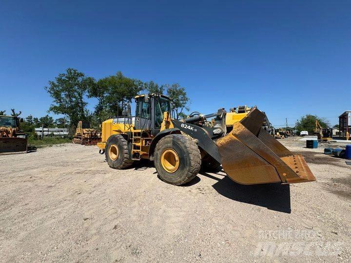 John Deere 824K-II  휠로우더