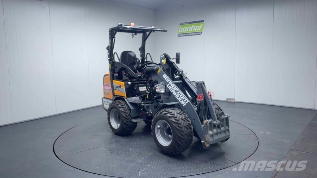 GiANT G2300 HD  휠로우더