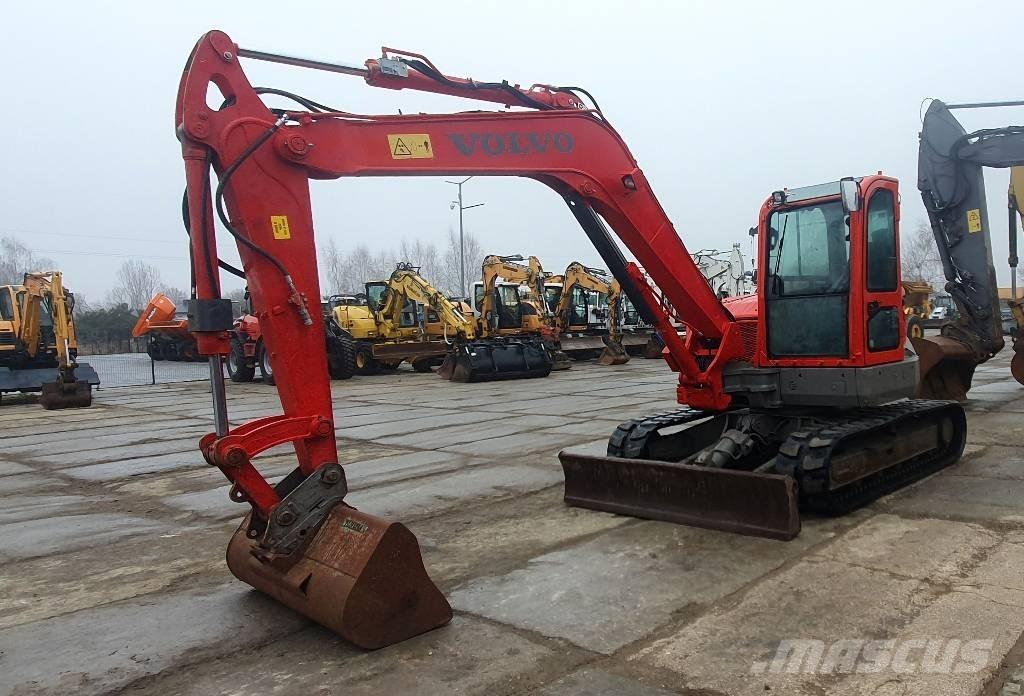 Volvo ECR 88 D 중형굴삭기 7톤-28톤