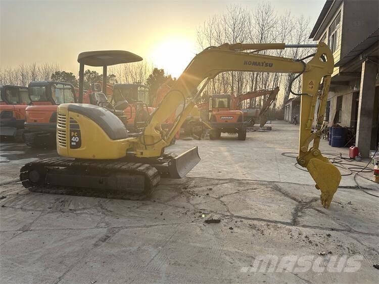 Komatsu PC 40 대형 굴삭기 29톤 이상