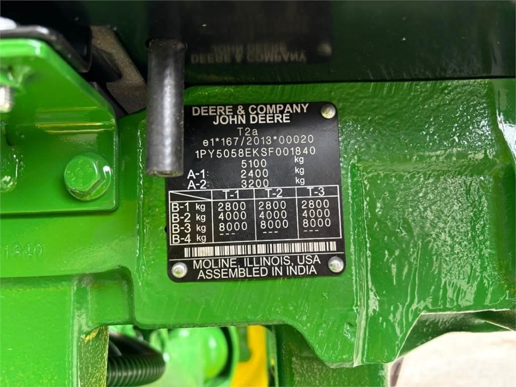 John Deere 5058E 트랙터
