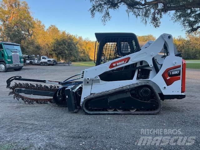 Bobcat T 590  스키드로더
