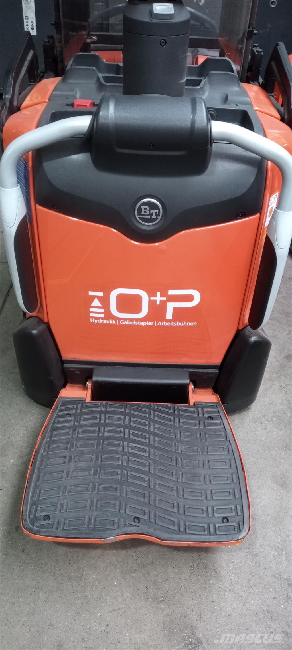 Toyota SPE160L 보행식 리치 지게차