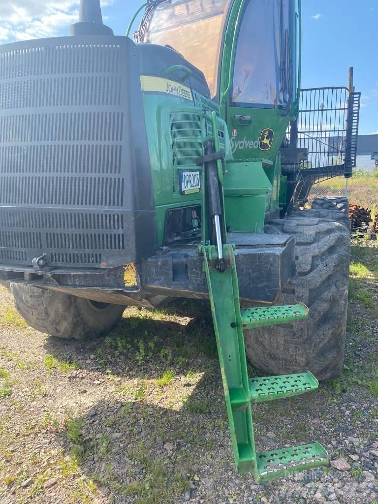 John Deere 1210 G 원목 포워더