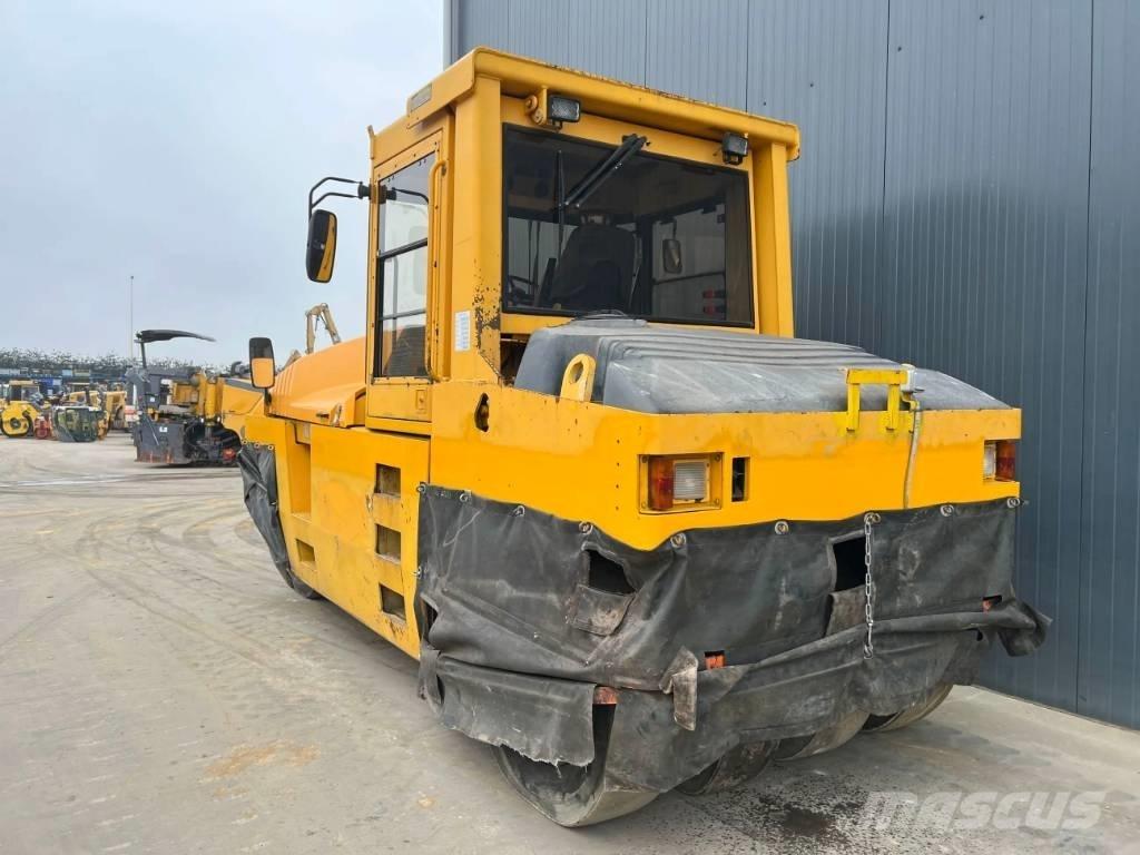 CAT PS300B 공기 타이어 롤러