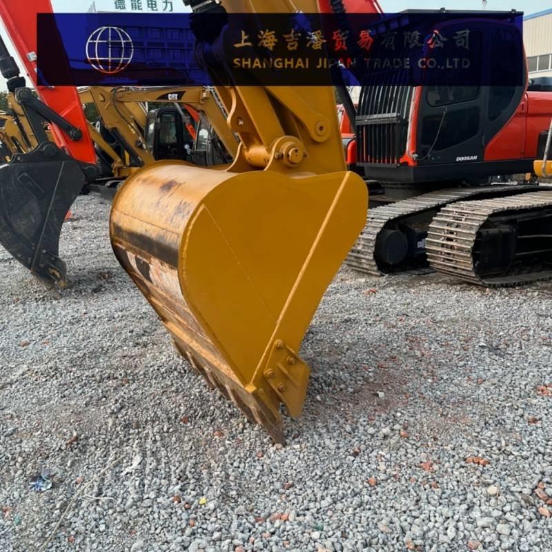 CAT 323 D 대형 굴삭기 29톤 이상