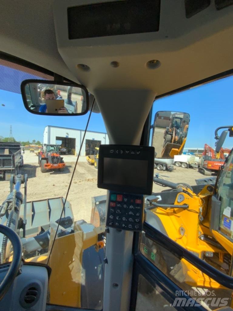 John Deere 544L  휠로우더