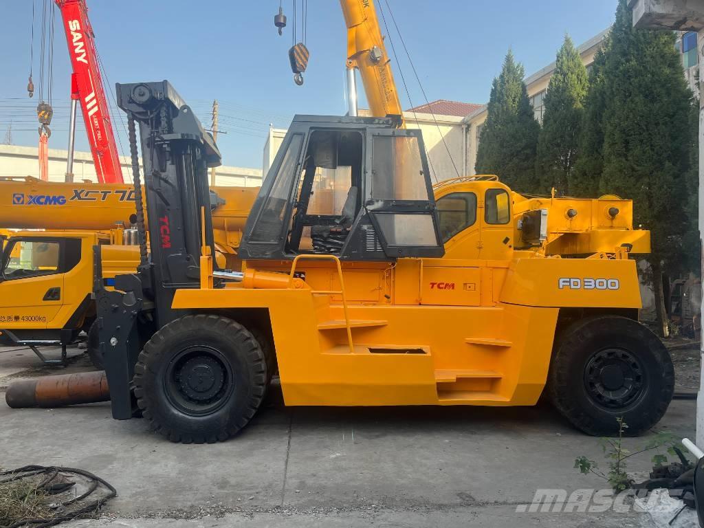 TCM FD 30 T 디젤 지게차