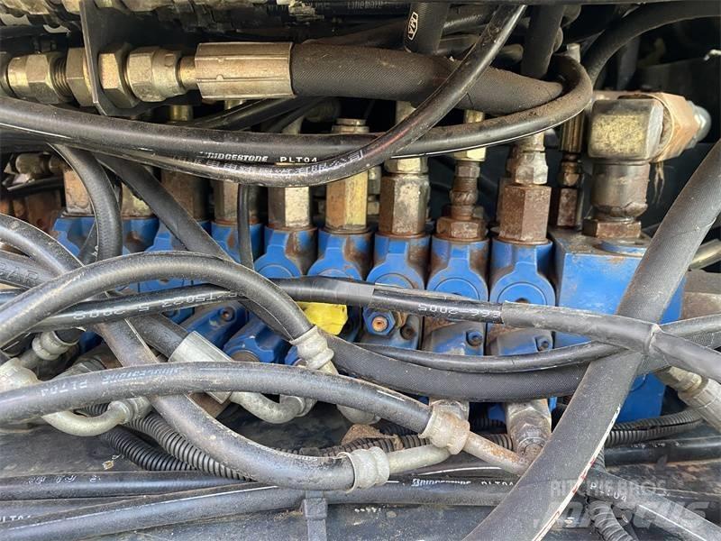 Hitachi ZX 50 소형 굴삭기 7톤 미만