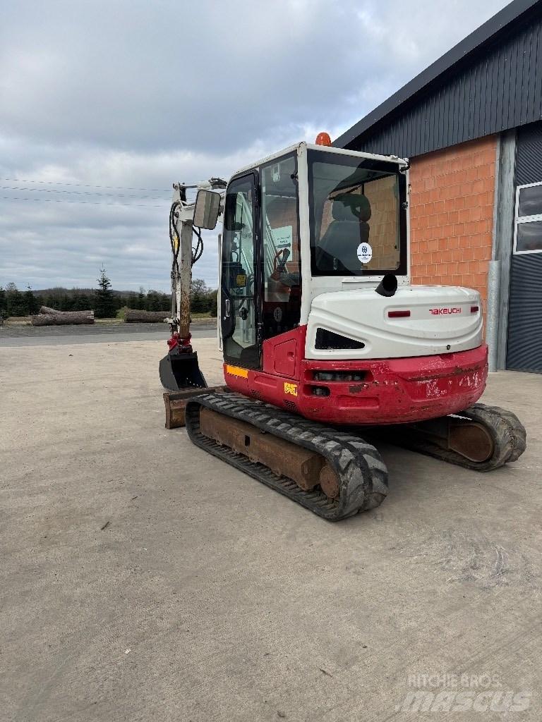 Takeuchi TB 260 소형 굴삭기 7톤 미만