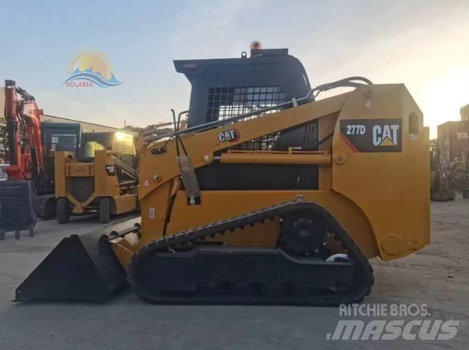 CAT 277D  스키드로더