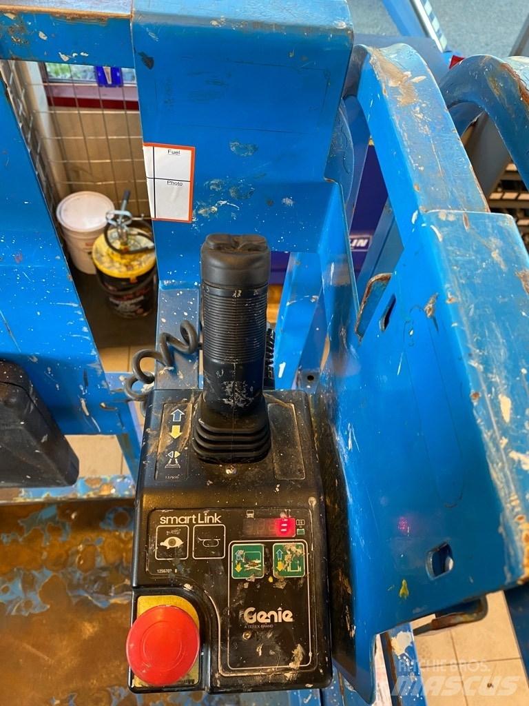 Genie GS 4047 가위형 리프트