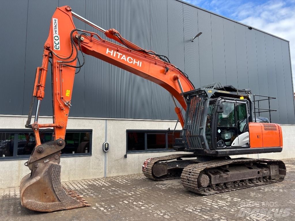 Hitachi ZX 210 LC-6 대형 굴삭기 29톤 이상