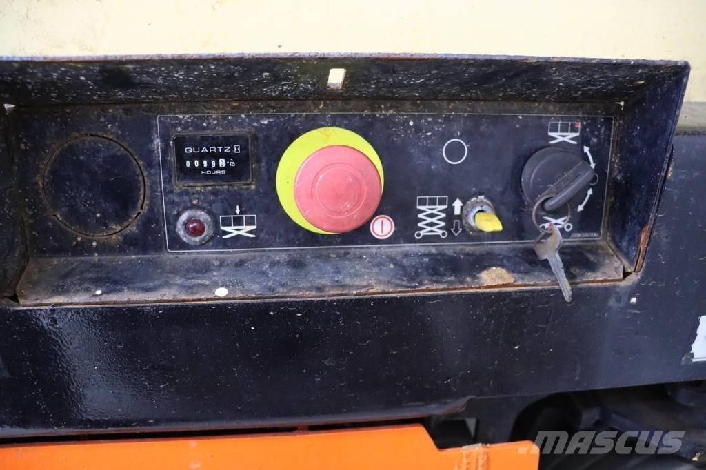 JLG 1932R 가위형 리프트