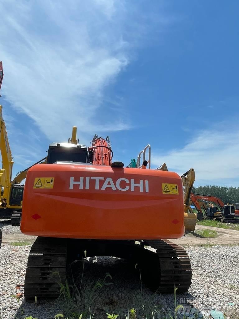 Hitachi ZX 200 대형 굴삭기 29톤 이상