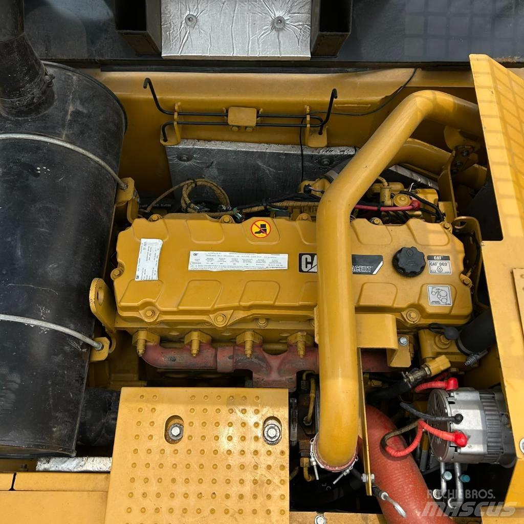 CAT 336D 대형 굴삭기 29톤 이상