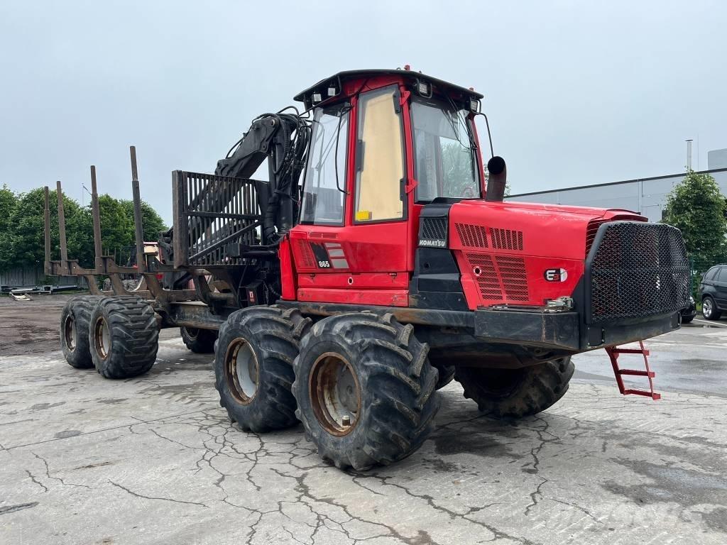 Komatsu 865 원목 포워더