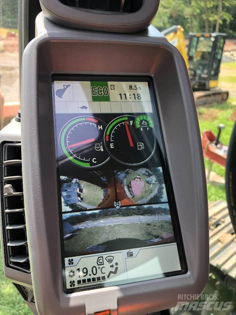 Hitachi ZX245USLC-6 대형 굴삭기 29톤 이상