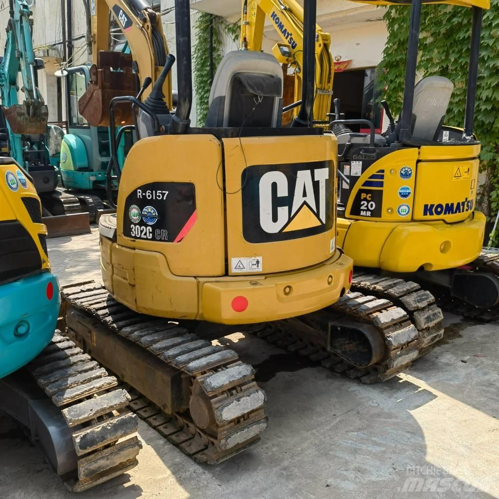 CAT 302 소형 굴삭기 7톤 미만
