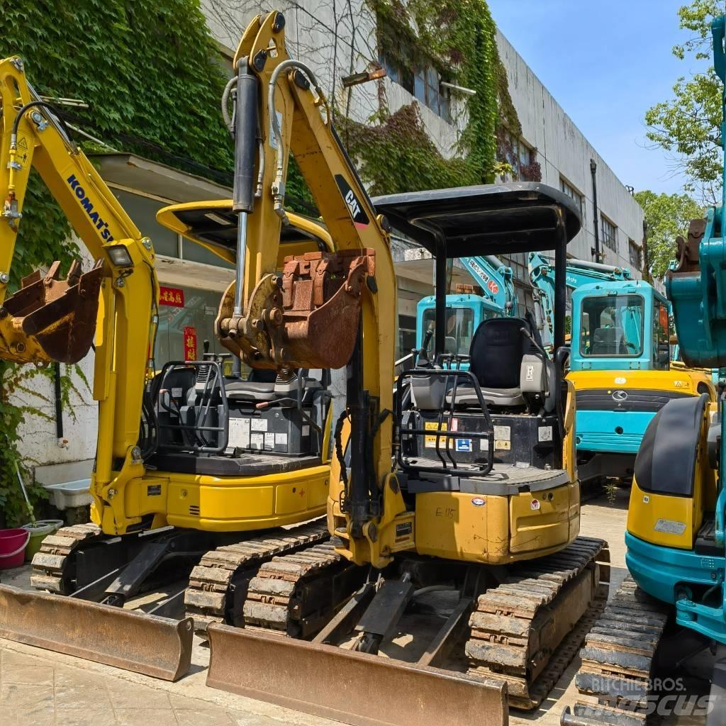 CAT 302 소형 굴삭기 7톤 미만