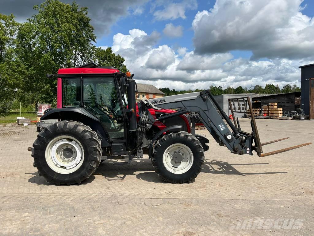 Valtra A 93 트랙터