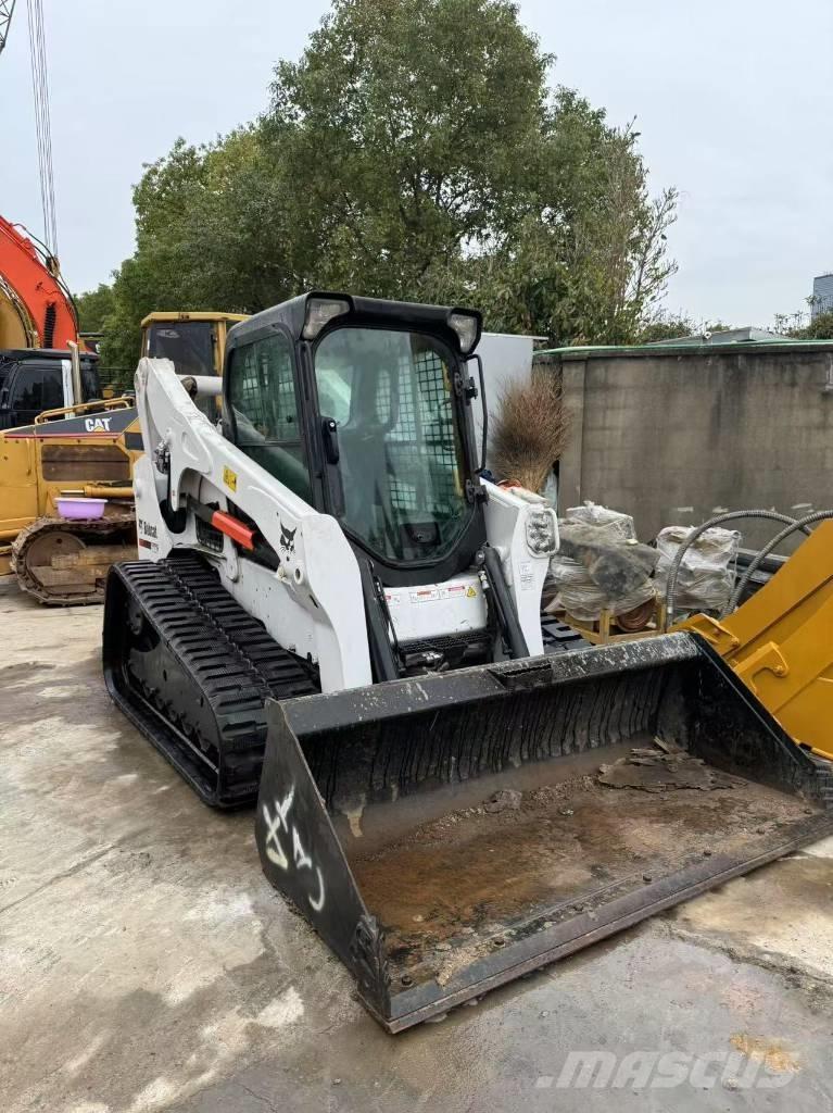 Bobcat T770  스키드로더