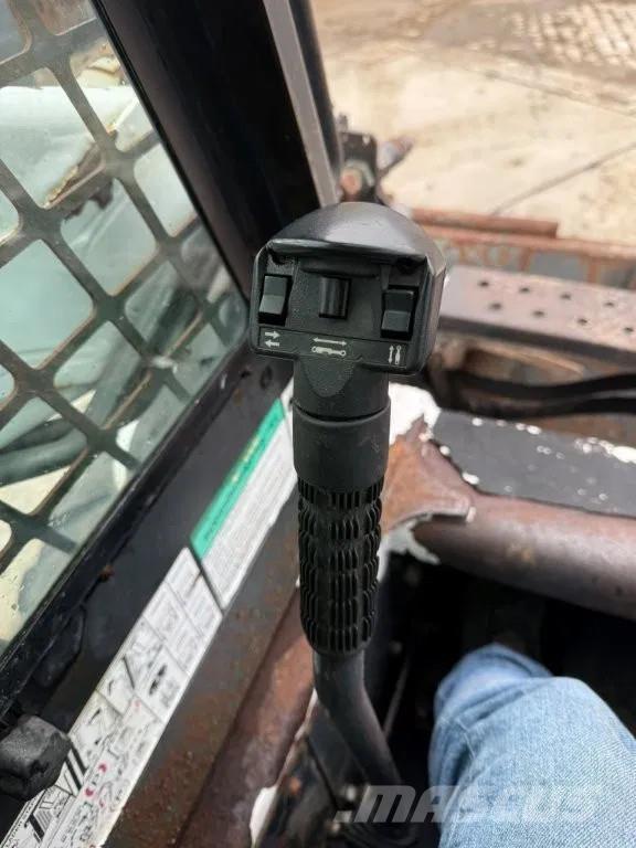 Bobcat 773  스키드로더