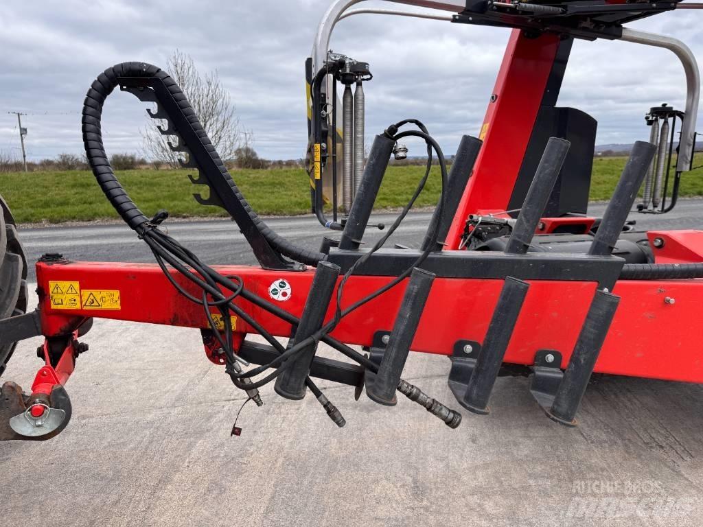Kuhn SW4014 건초 포장기
