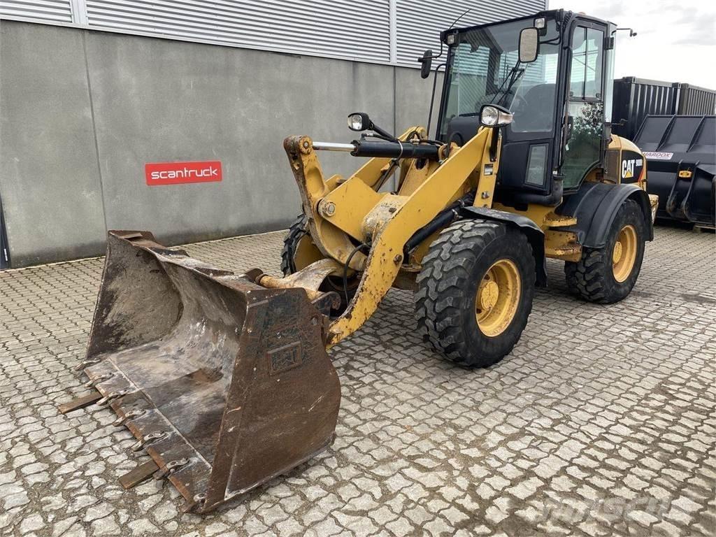 CAT 908 H2 다목적 로더