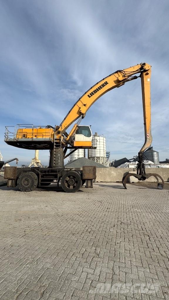 Liebherr A 944 C HD 폐기물/산업 처리기