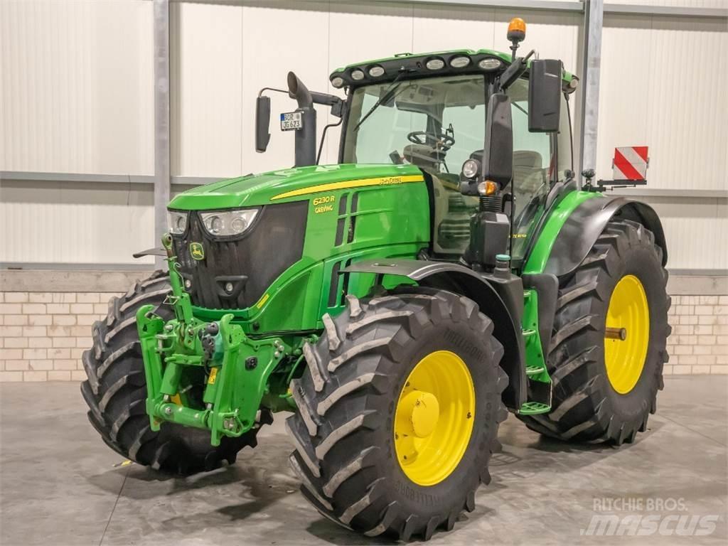 John Deere 6230R 트랙터